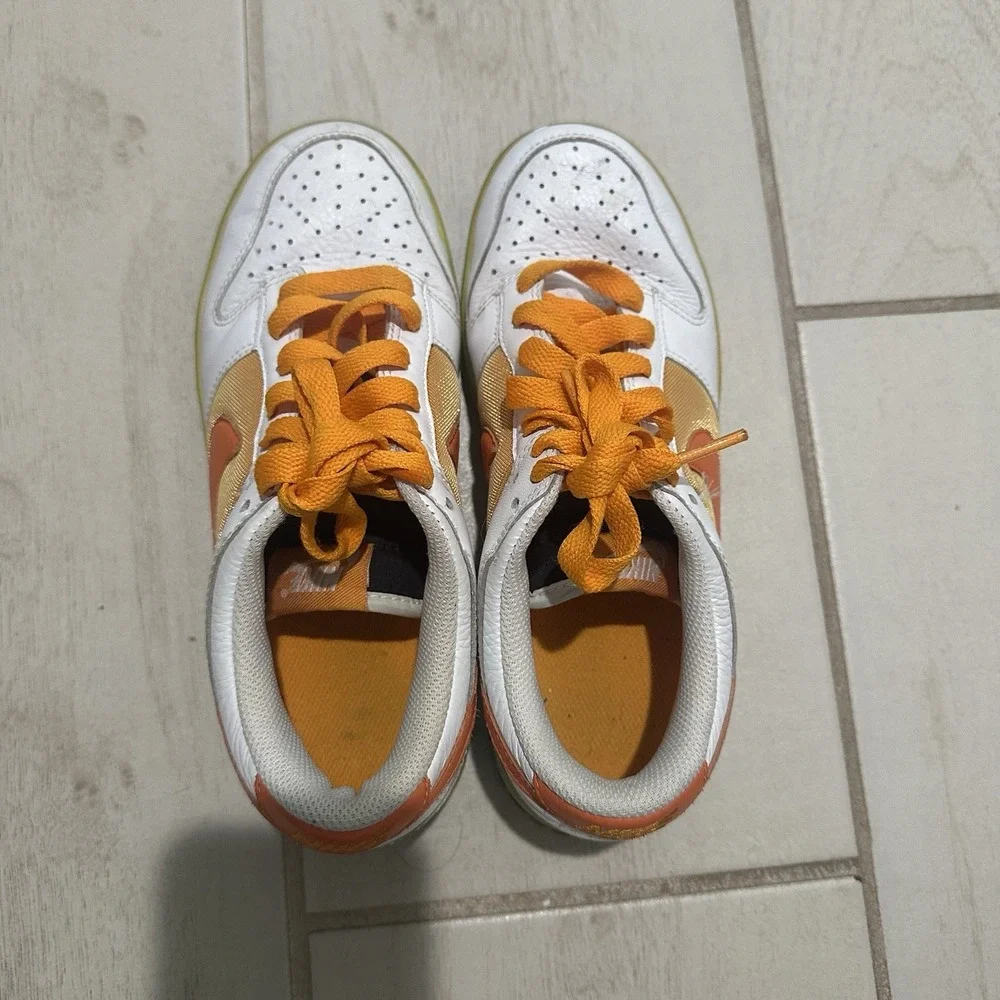 NIKE‎ 317813-181 WOMEN'S WHITE ORANGE BLAZE DUNK LOW SNEAKERS SIZE 7.5
